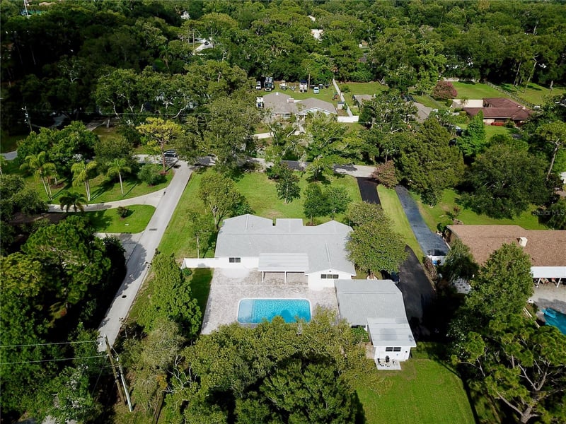 1646 Robin Hood Ln, Clearwater, FL 33764