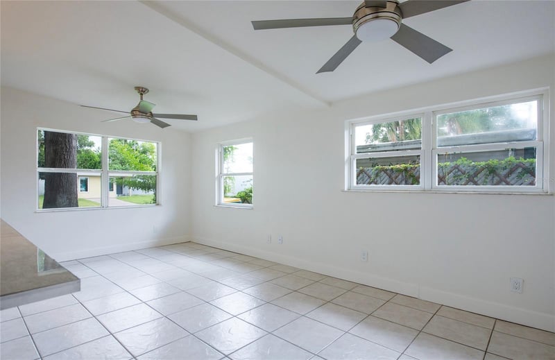 10276 121st Ave, Largo, FL 33773
