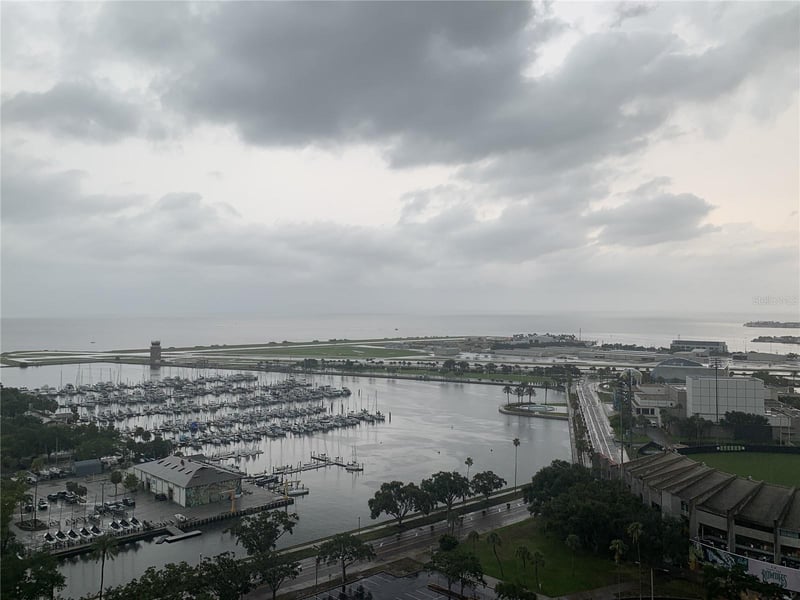1 Beach Dr #1907, St Petersburg, FL 33701