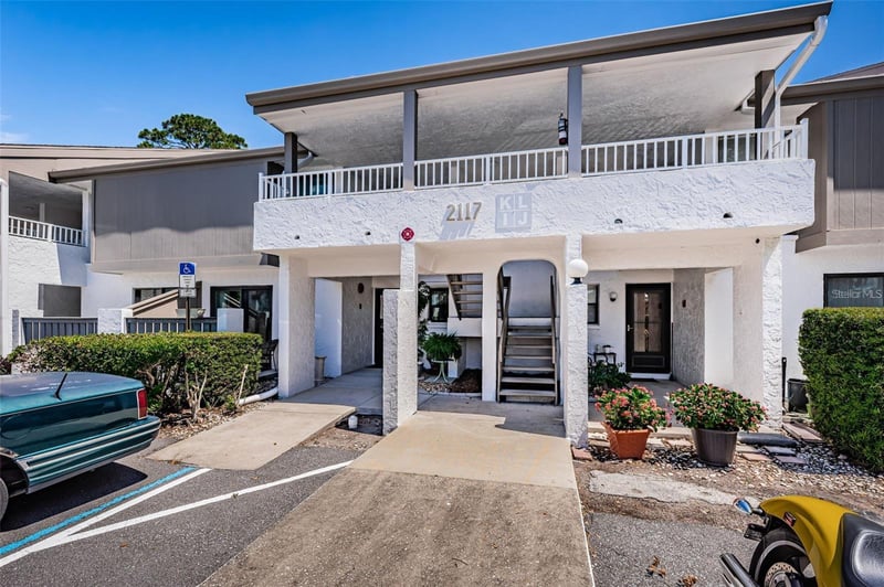 2117 Lakewood Club Dr #7K, St Petersburg, FL 33712