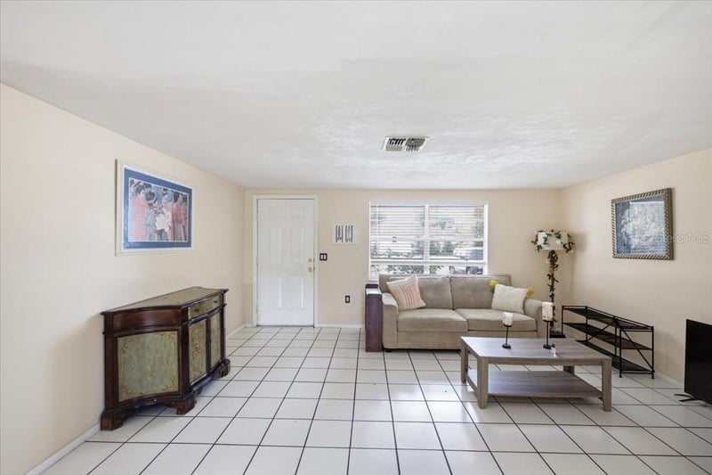 6037 Moog Rd, New Port Richey, FL 34653