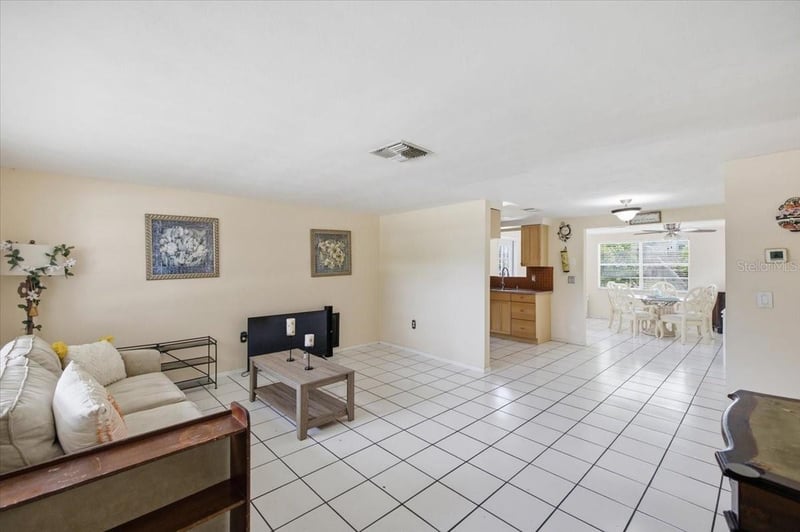 6037 Moog Rd, New Port Richey, FL 34653