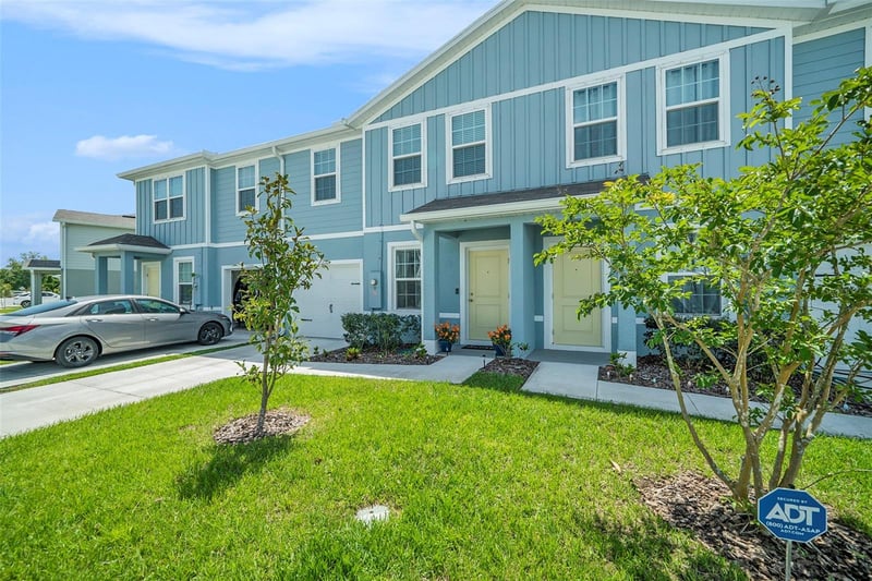 12264 Grizzly Ln, New Port Richey, FL 34654
