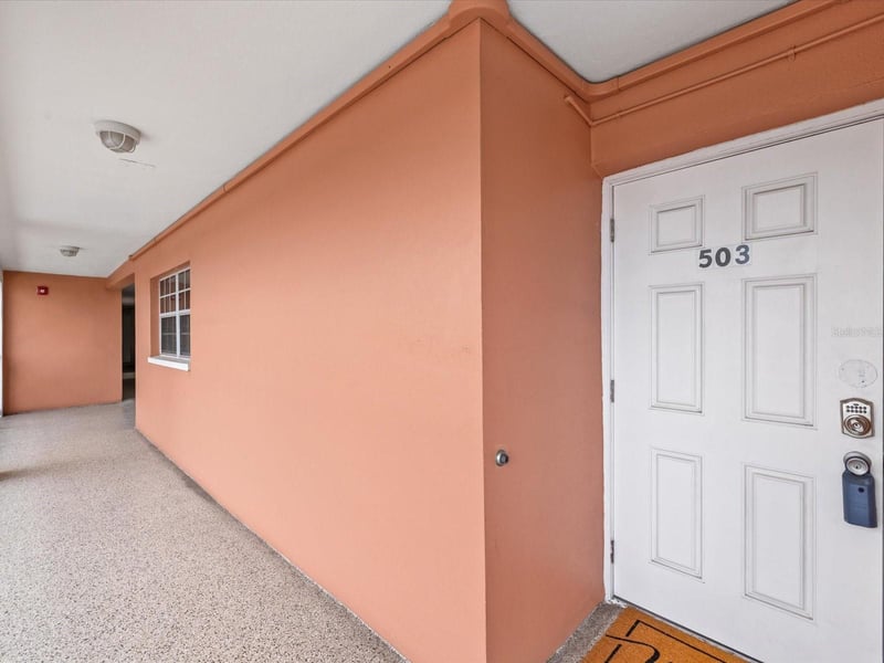 6800 20th Ave #503, St Petersburg, FL 33710