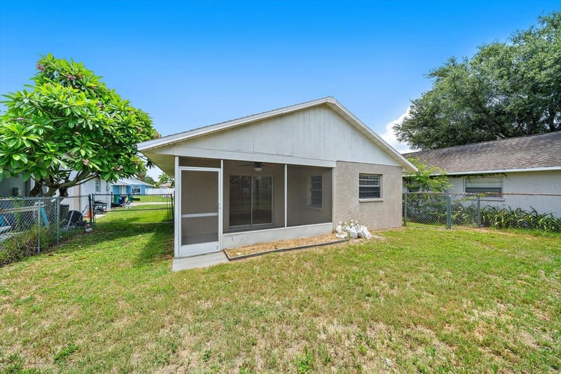 1521 13th St, Palmetto, FL 34221