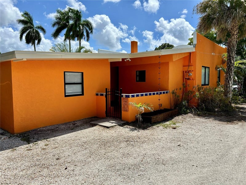 1315 24th St W, Bradenton, FL 34205