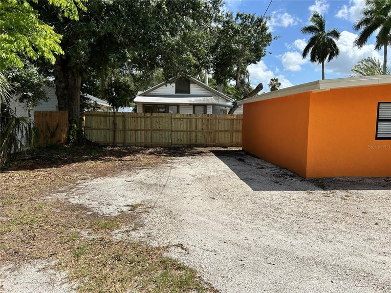 1315 24th St W, Bradenton, FL 34205