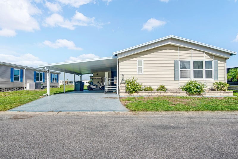 9107 34th Ave, Palmetto, FL 34221