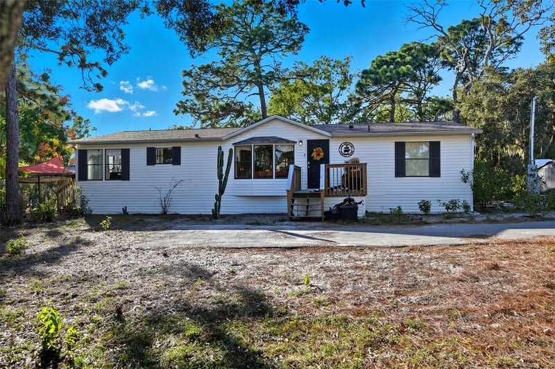 17539 Edwin Ter, Hudson, FL 34667
