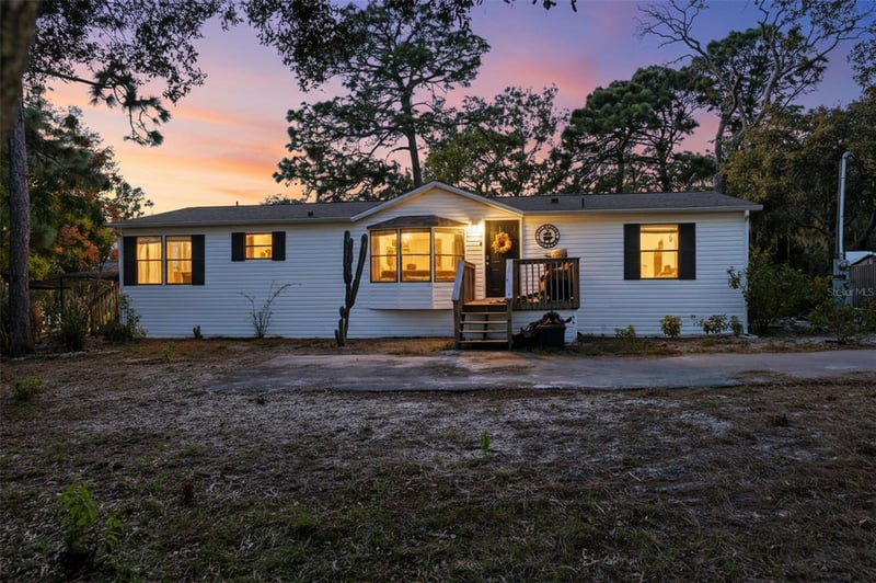17539 Edwin Ter, Hudson, FL 34667