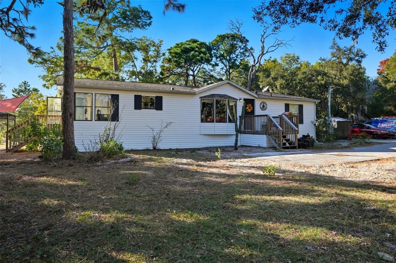 17539 Edwin Ter, Hudson, FL 34667