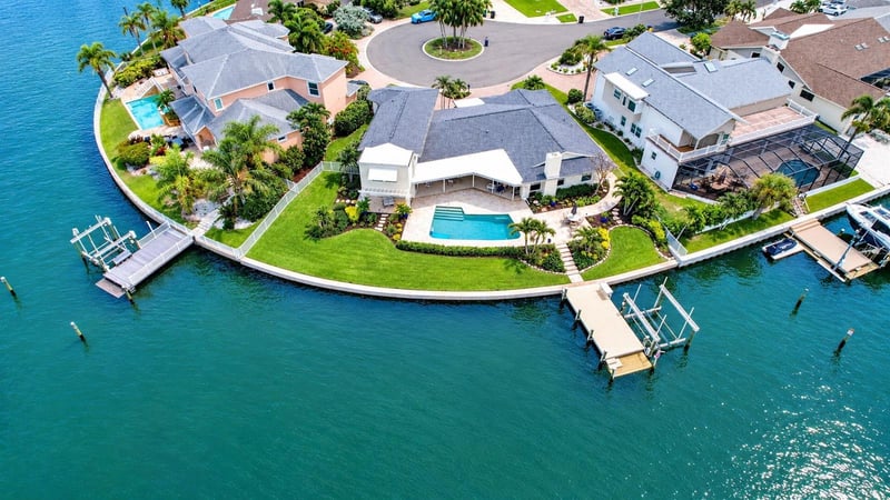 812 Snug ISLAND, Clearwater Beach, FL 33767