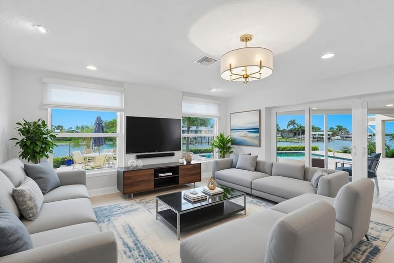 812 Snug ISLAND, Clearwater Beach, FL 33767