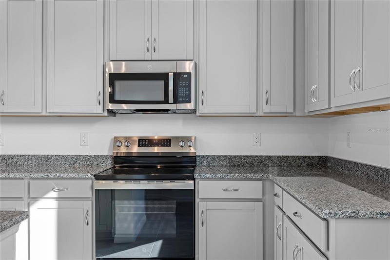 9936 Tate Ln, Westchase, FL 33626