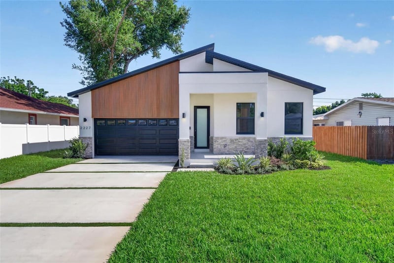 2227 32nd Ave, St Petersburg, FL 33713