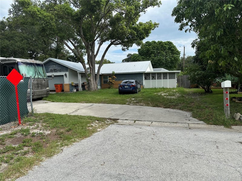 2248 Beverly Ln, Clearwater, FL 33764