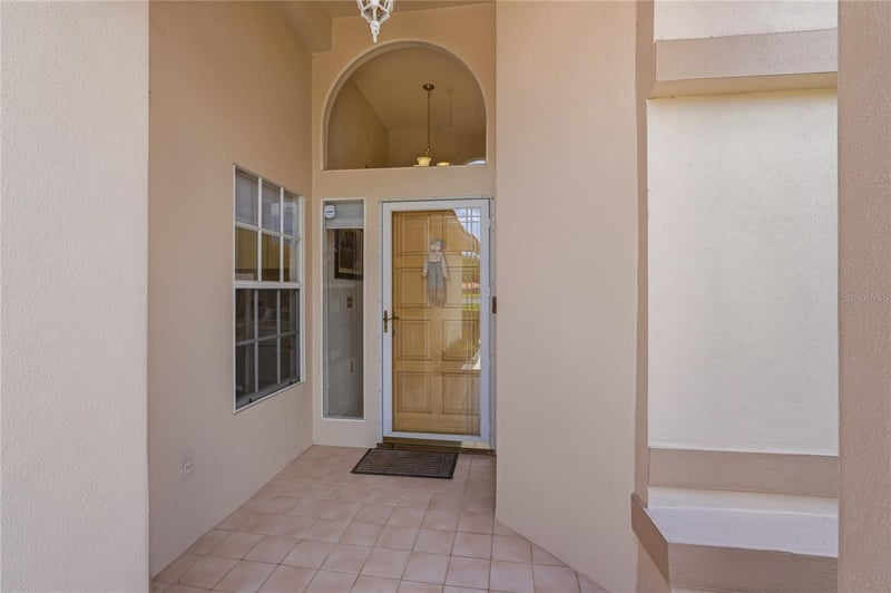 1063 Dartford Dr, Tarpon Springs, FL 34688