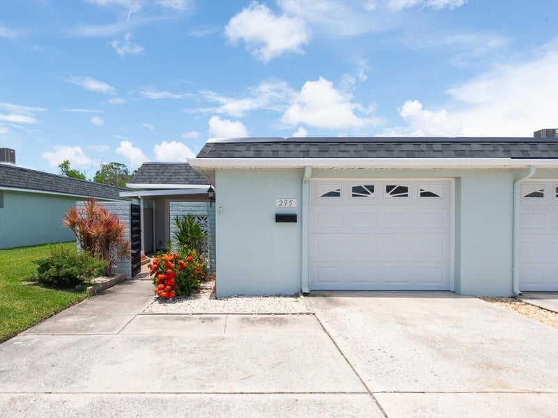 295 Boca Ciega Point Blvd, St Petersburg, FL 33708