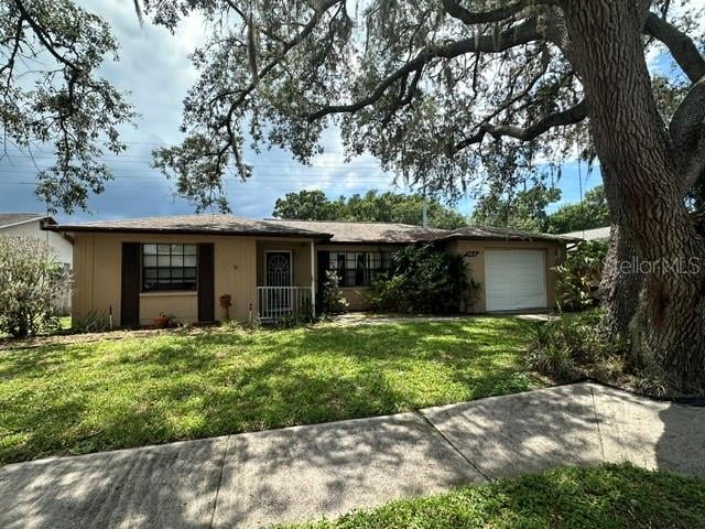 7812 Royal Hart Dr, New Port Richey, FL 34653