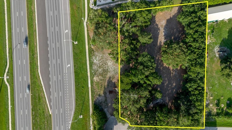 17380 Riverstone Dr, Lutz, FL 33558