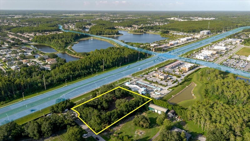 17380 Riverstone Dr, Lutz, FL 33558