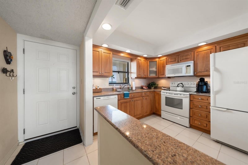 1230 Gulf Blvd #403, Clearwater Beach, FL 33767