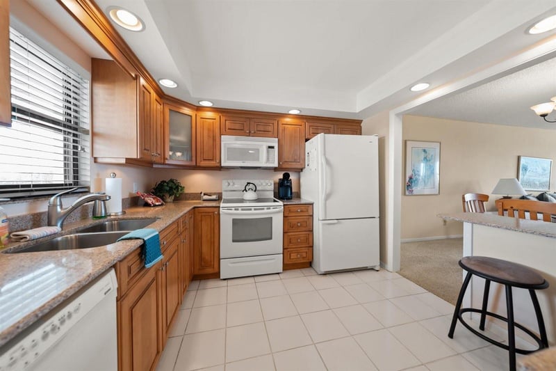 1230 Gulf Blvd #403, Clearwater Beach, FL 33767