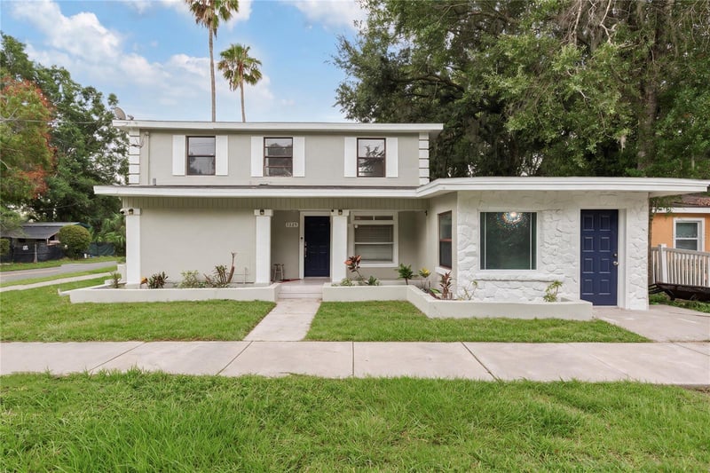 1325 Laura St, Plant City, FL 33563
