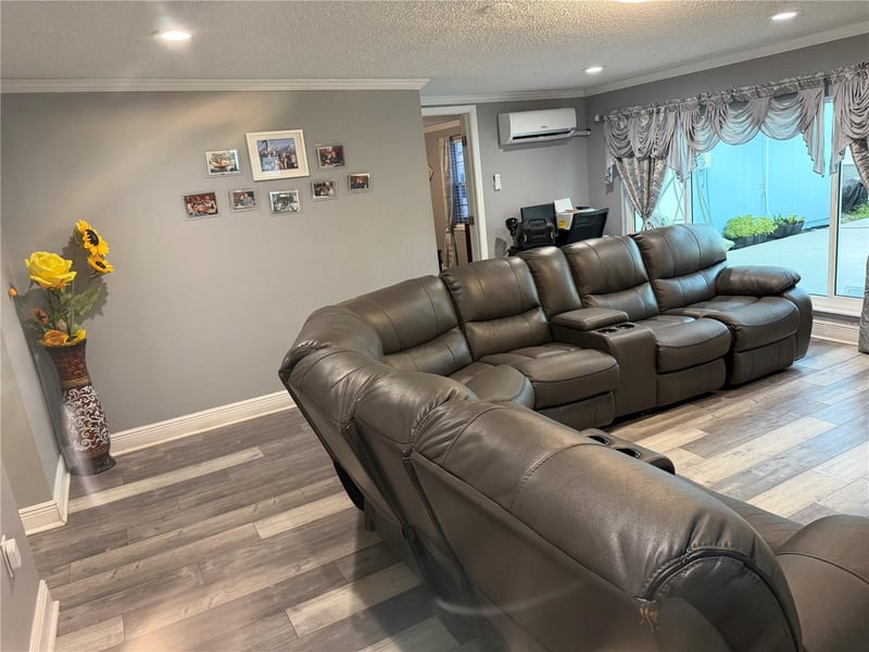 4519 Eden Rock Rd, Tampa, FL 33634