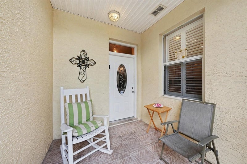 1050 Starkey Rd #2403, Largo, FL 33771