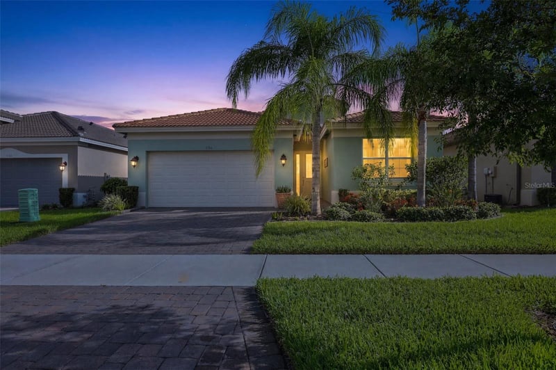 5124 Highland Pointe Ct, Wimauma, FL 33598