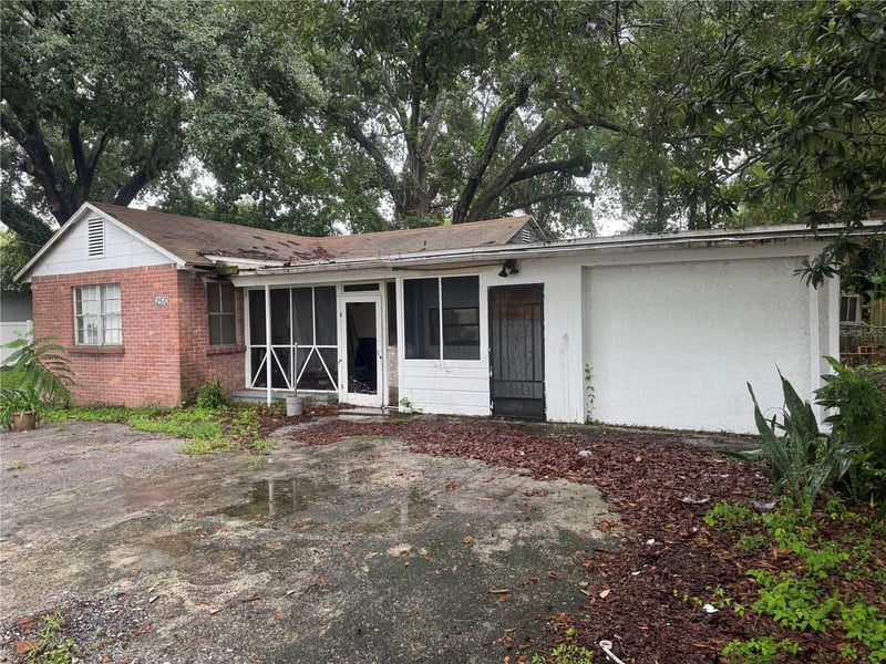 2510 Henry Ave, Tampa, FL 33614