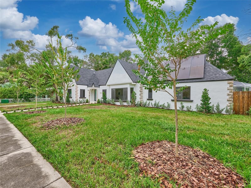 5209 2nd Ave, St Petersburg, FL 33710