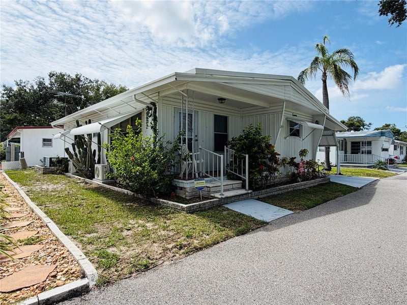 2331 Belleair Rd #206, Clearwater, FL 33764