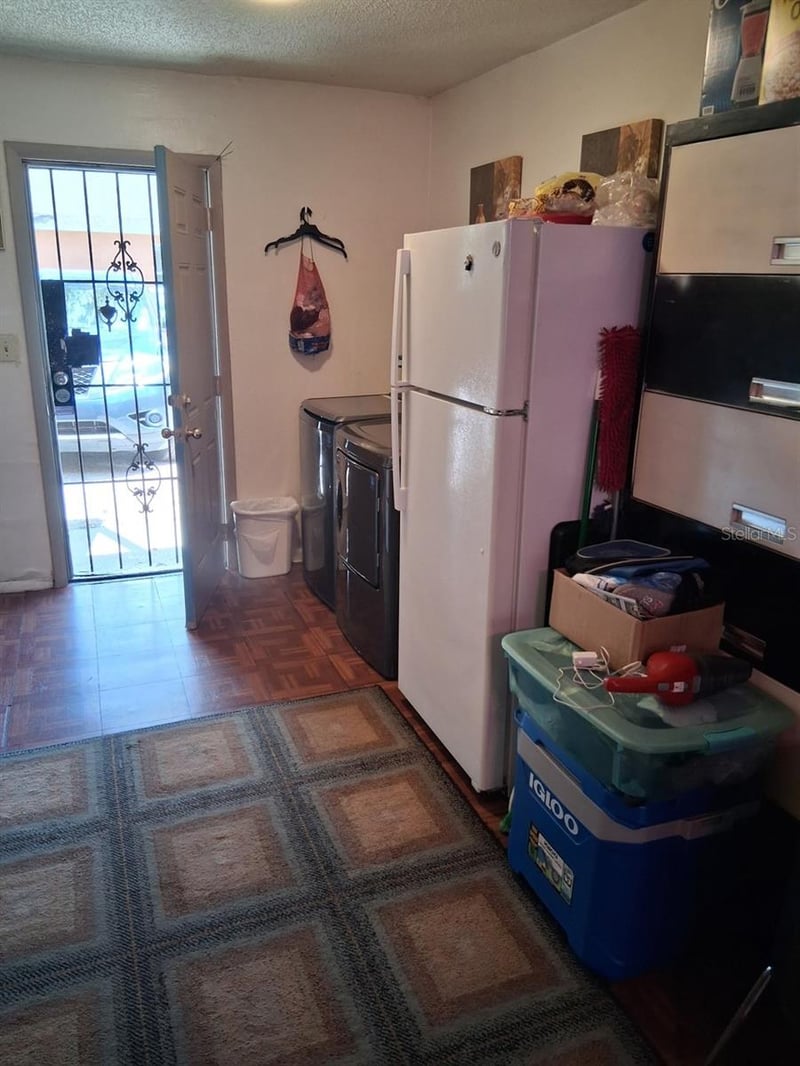 , Tampa, FL 33605