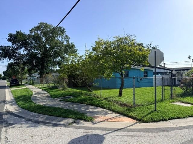 7225 Grady Ave, Tampa, FL 33614