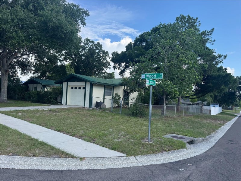 624 Wood Rd, Seffner, FL 33584