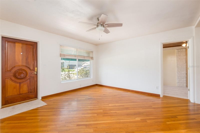 4425 Bay Villa Ave, Tampa, FL 33611
