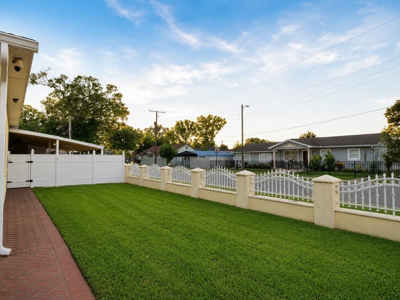 6922 Hale Ave, Tampa, FL 33614