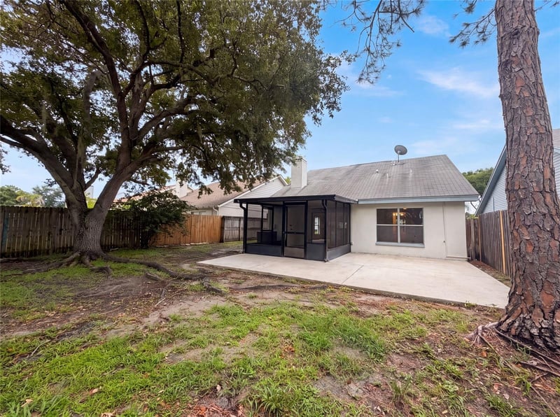 8613 Cottonway Ln, Tampa, FL 33635