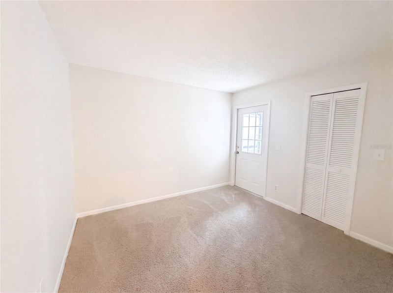 8613 Cottonway Ln, Tampa, FL 33635