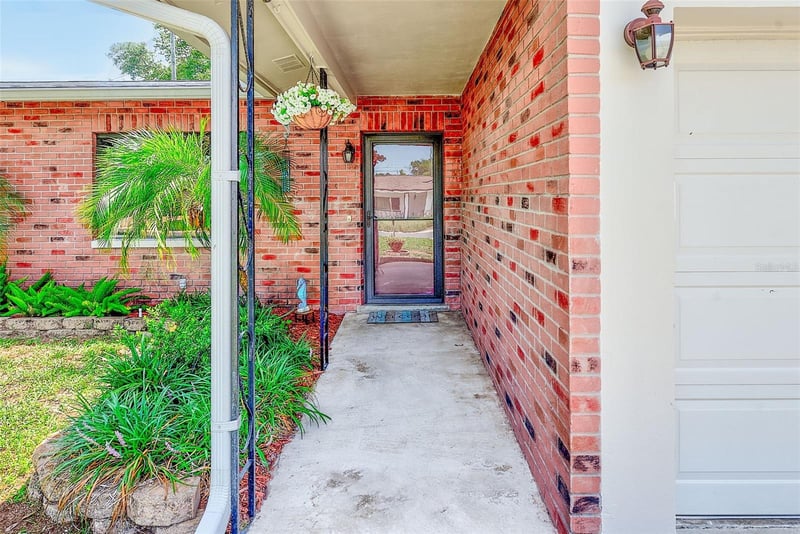 929 Britton St, Largo, FL 33770