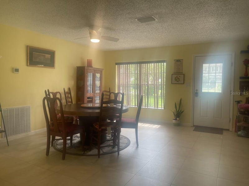 331 Shore Dr, Oldsmar, FL 34677