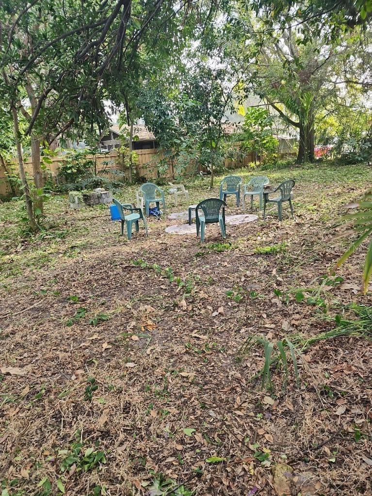 2720 Bayside Dr, St Petersburg, FL 33705