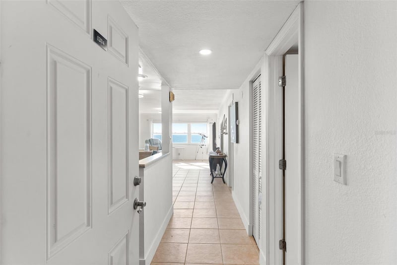 1230 Gulf Blvd #1204, Clearwater, FL 33767