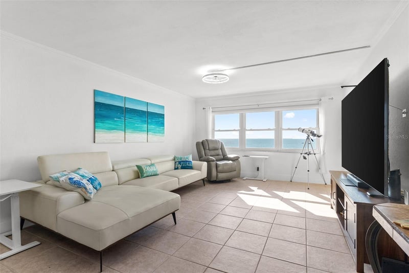 1230 Gulf Blvd #1204, Clearwater, FL 33767
