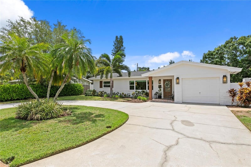 154 45th Ave, St Petersburg, FL 33703