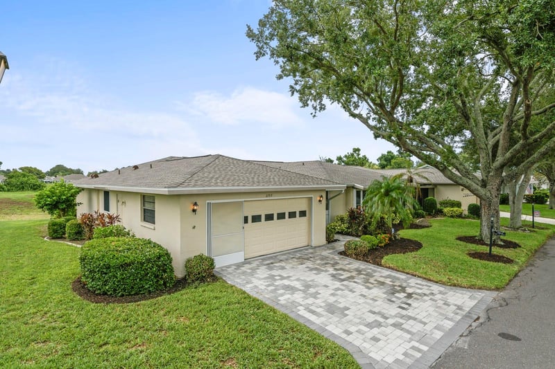 2703 Lancaster Dr, Sun City Center, FL 33573