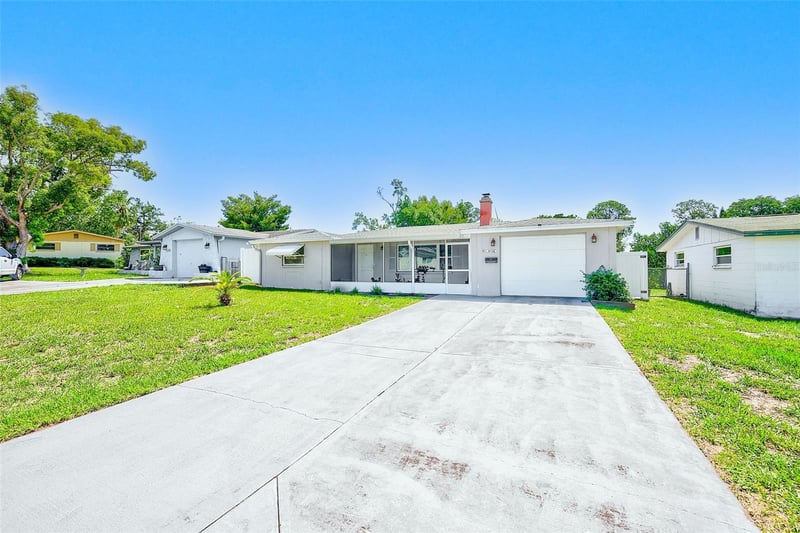 5126 Rosewood Dr, New Port Richey, FL 34653