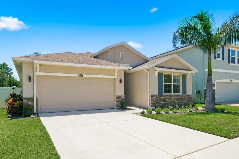 8216 Praise Dr, Tampa, FL 33625